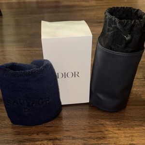 Dior Sauvage towel and pouch set
